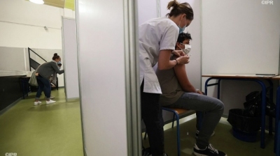 Covid-19 l'ARS décide de fermer plusieurs centres de vaccina ... Image 1
